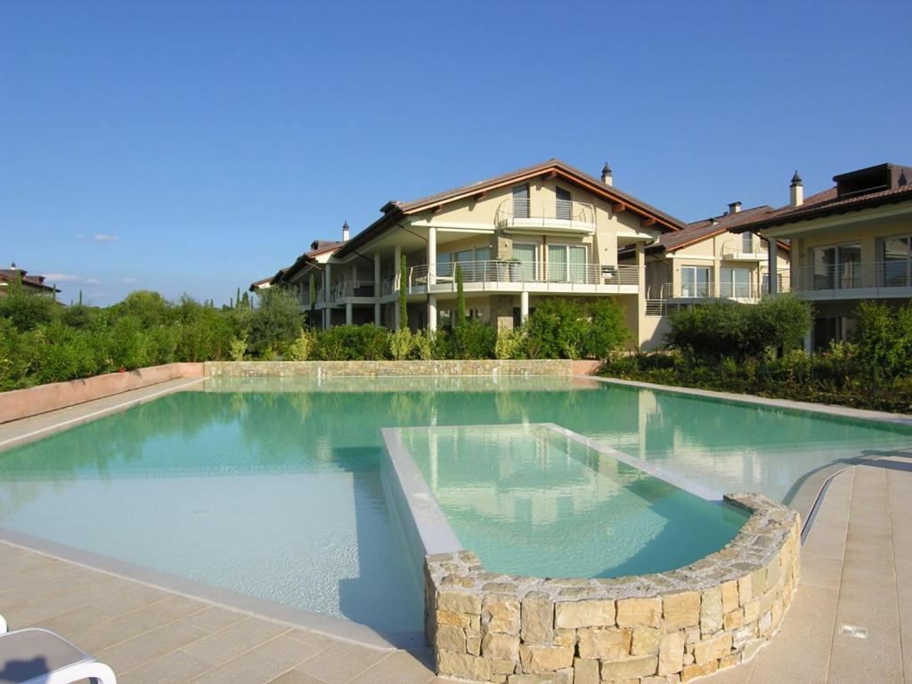 Gardagate - Residenza Caesar 'Benaco' Apartment Sirmione Bagian luar foto