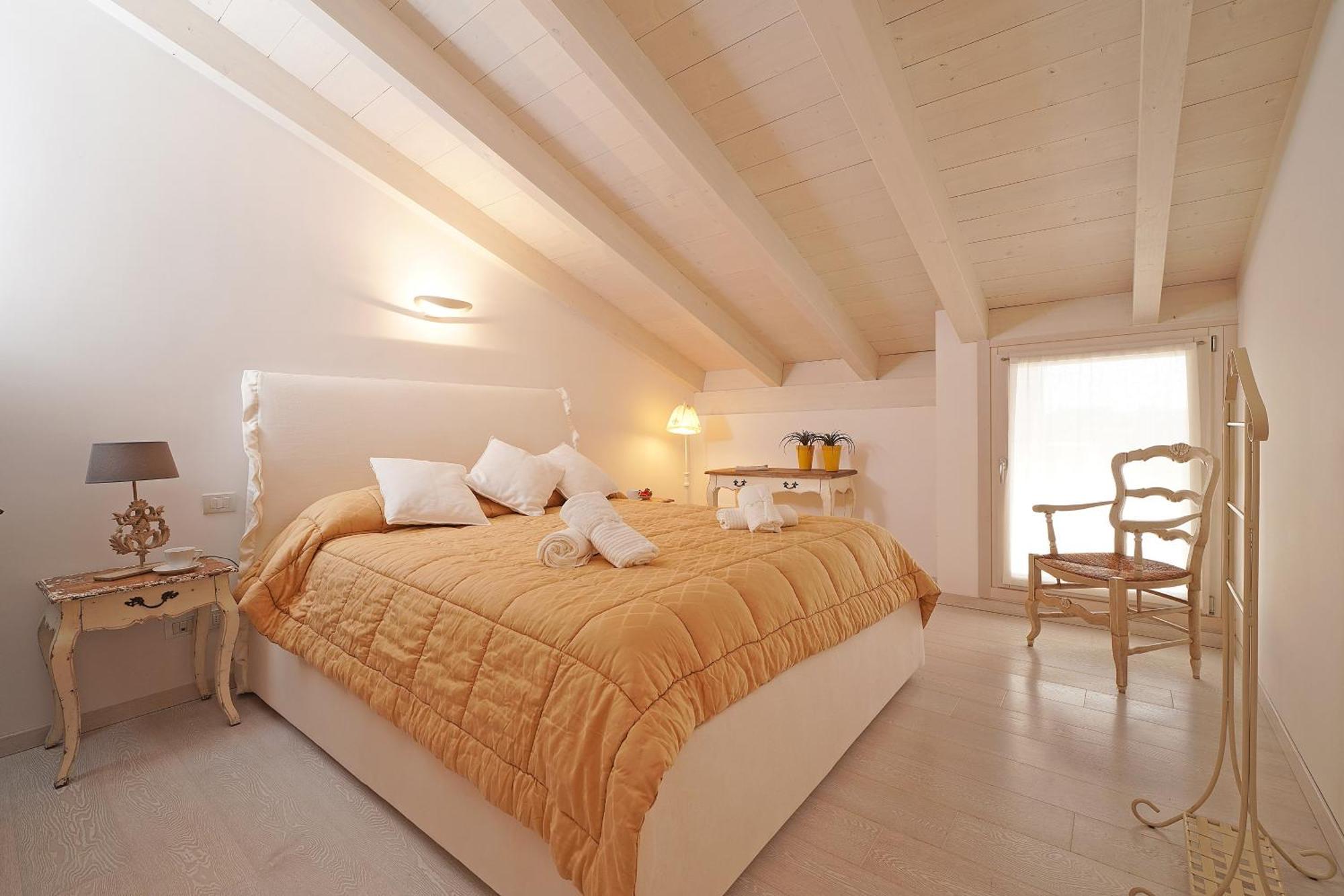 Gardagate - Residenza Caesar 'Benaco' Apartment Sirmione Bagian luar foto