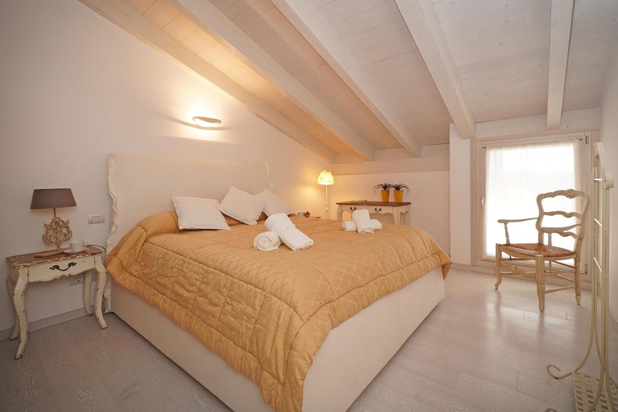Gardagate - Residenza Caesar 'Benaco' Apartment Sirmione Bagian luar foto